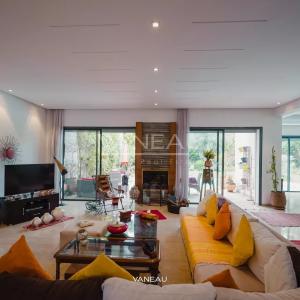 Villa de 650 m² à vendre sur Bouskoura - Maroc