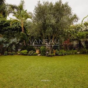 Villa de 650 m² à vendre sur Bouskoura - Maroc