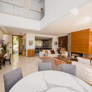 Villa de 730 m² à vendre sur Bouskoura - Maroc