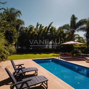 Villa de 730 m² à vendre sur Bouskoura - Maroc