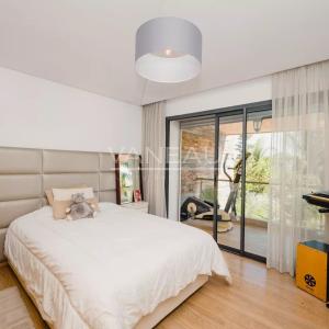 Villa de 730 m² à vendre sur Bouskoura - Maroc