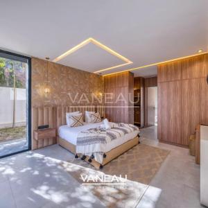 **À Vendre : Villa Moderne de 385 m² sur Golf à Marrakech**