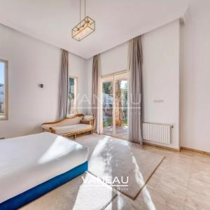 Sompteuse villa nichée au coeur de la Palmeraie