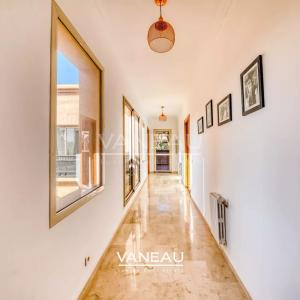 Sompteuse villa nichée au coeur de la Palmeraie