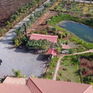 BENSLIMANE - DOMAINE DE PRESTIGE 13 HECTARES - 2 VILLAS DE LUXE 