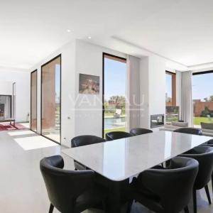 Magnifique villa contemporaine front de golf