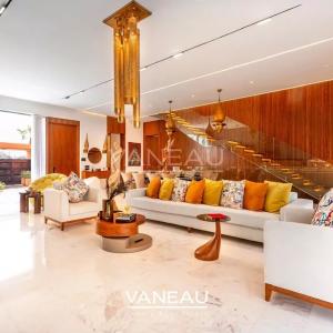 Somptueuse villa contemporaine à 10 minutes du centre-ville