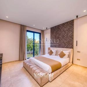 **À Vendre : Villa d’Exception sur le Golf Akenza à Marrakech**