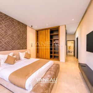 **À Vendre : Villa d’Exception sur le Golf Akenza à Marrakech**