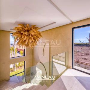 **À Vendre : Villa d’Exception sur le Golf Akenza à Marrakech**