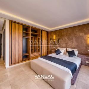 **À Vendre : Villa d’Exception sur le Golf Akenza à Marrakech**