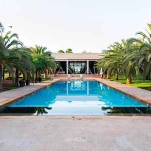 SUPERBE PROPRIÉTÉ À VENDRE AU COEUR D'UN GOLF DE PRÉSTIGE À MARR