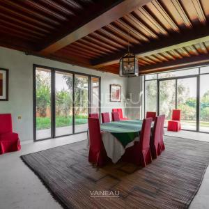 SUPERBE PROPRIÉTÉ À VENDRE AU COEUR D'UN GOLF DE PRÉSTIGE À MARR