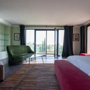 SUPERBE PROPRIÉTÉ À VENDRE AU COEUR D'UN GOLF DE PRÉSTIGE À MARR