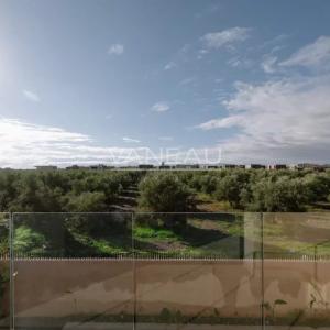 **À Vendre Villa  sur le Golf Akenza à Marrakech**