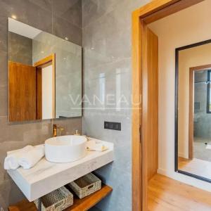 VILLA NEUVE 4 SUITES