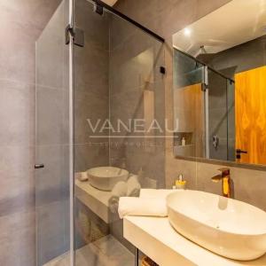 VILLA NEUVE 4 SUITES