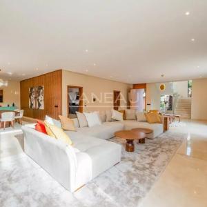 VILLA NEUVE 4 SUITES