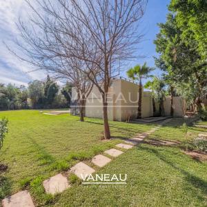 Grande villa en premiere ligne de golf à Almaaden