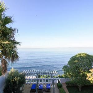 SOMPTUEUSE PROPRIÉTÉ DOMINANT LA MER À VENDRE SUR TANGER