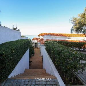 SOMPTUEUSE PROPRIÉTÉ DOMINANT LA MER À VENDRE SUR TANGER