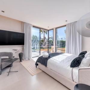 VILLA PLAIN-PIED 4 SUITES