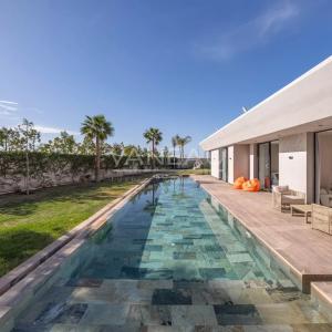 VILLA PLAIN-PIED 4 SUITES