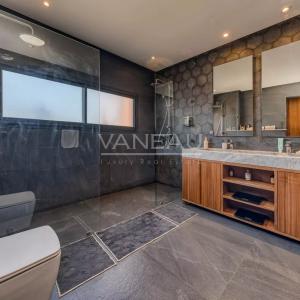 ****Villa moderne avec piscine dans residence****