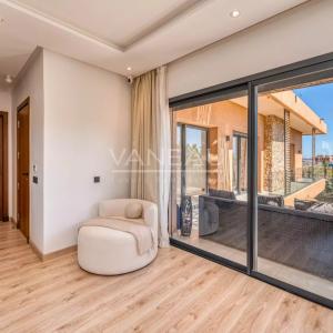 ****Villa moderne avec piscine dans residence****