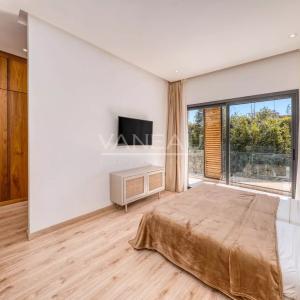 ****Villa moderne avec piscine dans residence****