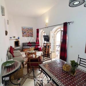 RIAD VUE SUR LE PORT ET L’OCÉAN – EXCLUSIVITÉ VANEAU