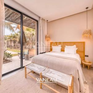 Superbe Villa Front de Golf Amelkis