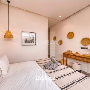 Superbe Villa Front de Golf Amelkis