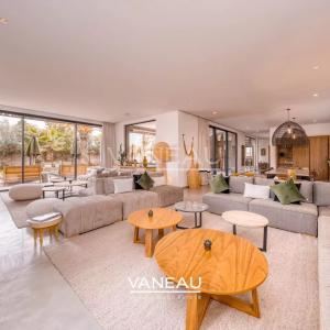 Superbe Villa Front de Golf Amelkis