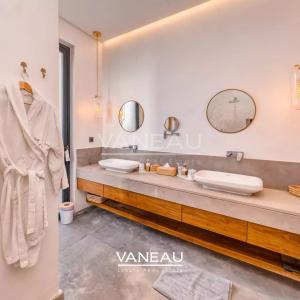 Superbe Villa Front de Golf Amelkis