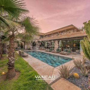 Superbe Villa Front de Golf Amelkis