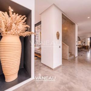 Superbe Villa Front de Golf Amelkis