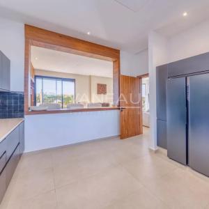 SUPERBE VILLA NEUVE 4 SUITES