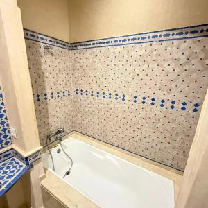 Jolie villa 3 chambres route de Fes avec piscine