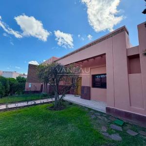 Jolie villa 3 chambres route de Fes avec piscine