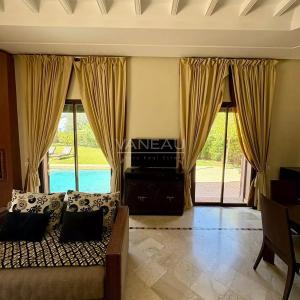 Jolie villa 3 chambres route de Fes avec piscine