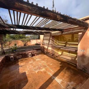 ***Maison VNA sur 6700m² de terrain Rte de l'Ourika***