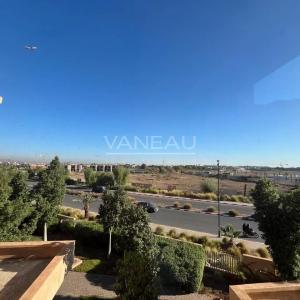 ****3 pièces location longue durée Prestigia***