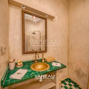 Beau riad de 4 chambres à coté palais El Badi