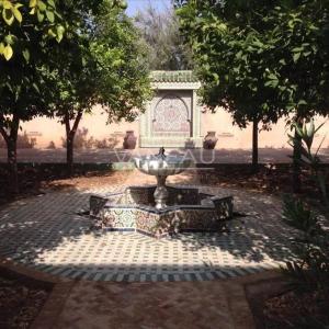 Terrain de 4,9 hectares avec villas et piscine.