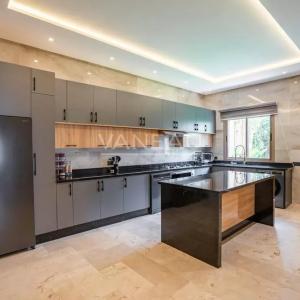 Villa 7 suites à vendre idéale pour Location saisonnière