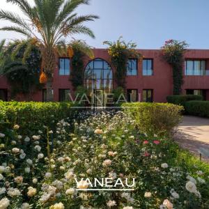 SUPERBE PROPRIÉTÉ À VENDRE AU COEUR D'UN GOLF DE PRÉSTIGE À MARR