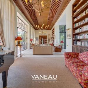 SUPERBE PROPRIÉTÉ À VENDRE AU COEUR D'UN GOLF DE PRÉSTIGE À MARR