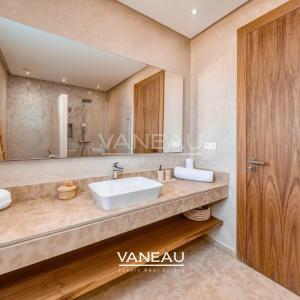 Villa de Luxe avec 6 Suites sur le Golf d'Amelkis