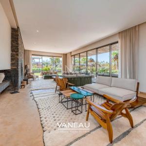 Villa de Luxe avec 6 Suites sur le Golf d'Amelkis